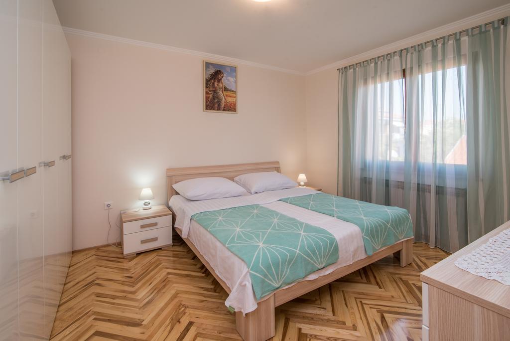 Apartman Slavko Krk Town Zewnętrze zdjęcie